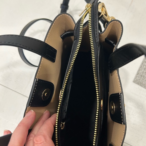 Michael Kors Emilia Satchel - Picture 3 of 3